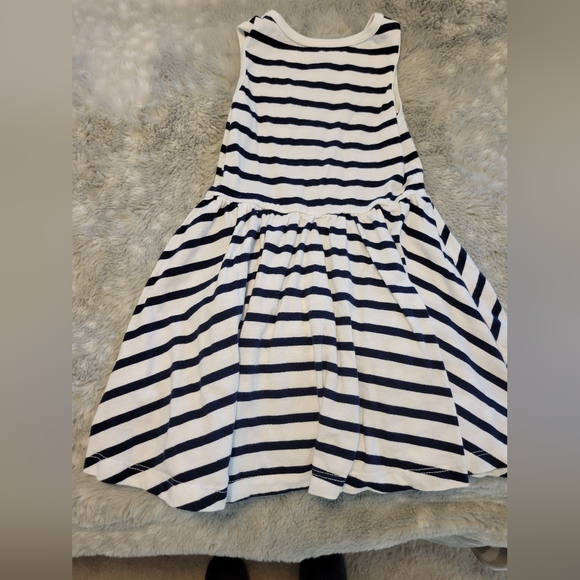 Like new summer dress - Picture 2 of 3